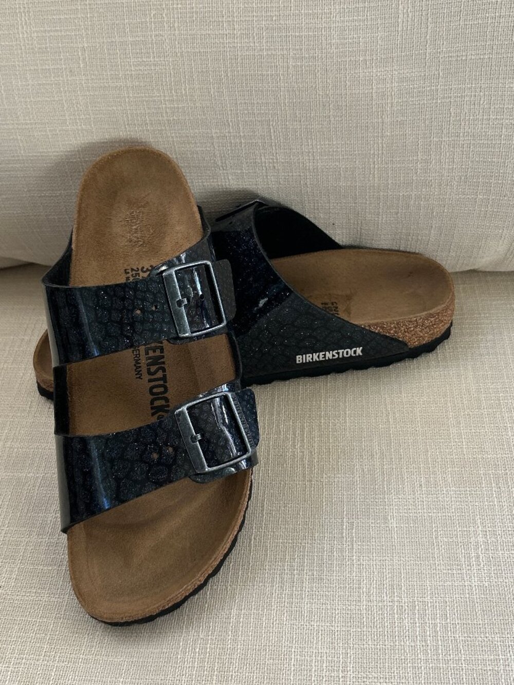 NWOT Birkenstock ~Arizona Buckle Sandals ~ Blue Black Glitter ~ 39 ~ 8 / 8.5